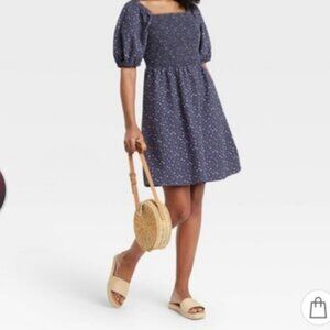 Universal Threads Smocked Puffed Sleeve Floral Peasant/Cottagecore Dress